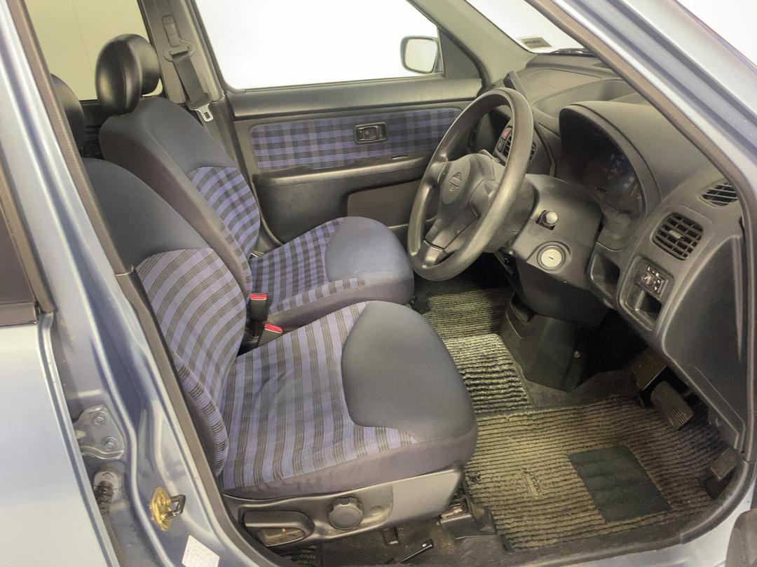 Photo '16' of Nissan Cube