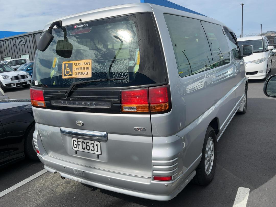 Photo '6' of Nissan Elgrand Photo '6' of Nissan Elgrand