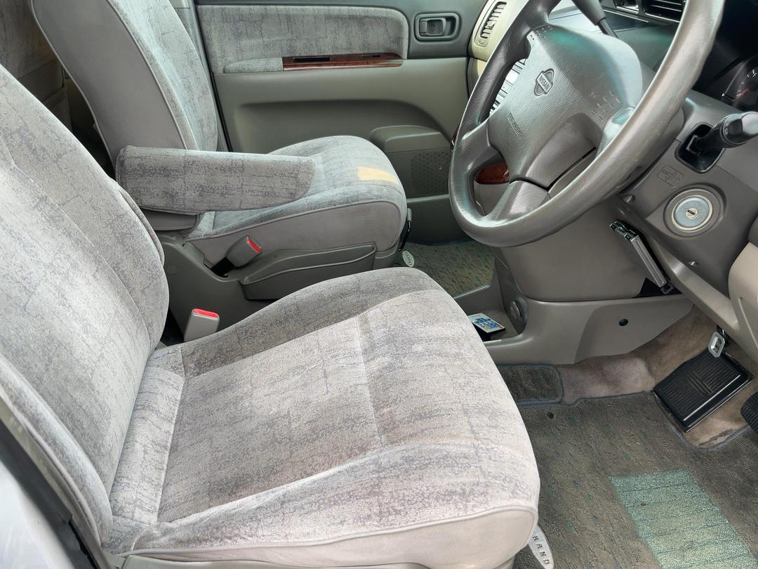 Photo '14' of Nissan Elgrand Photo '14' of Nissan Elgrand