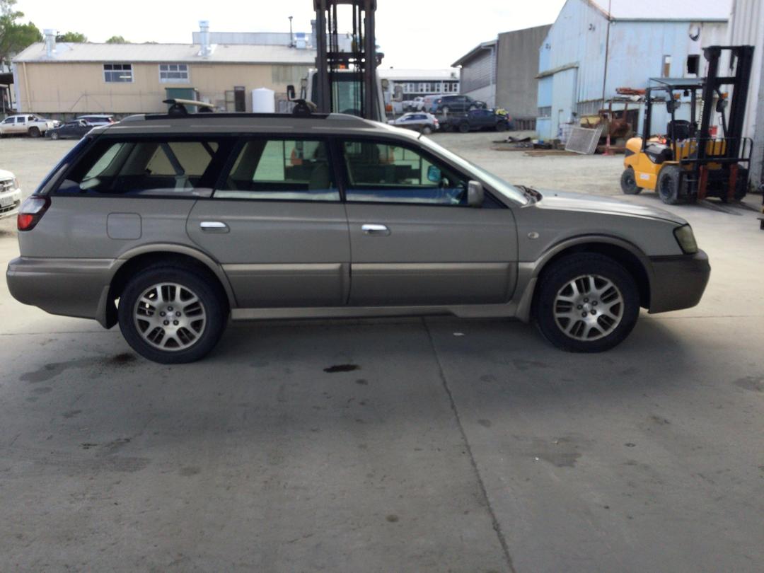 Photo '9' of Subaru Legacy