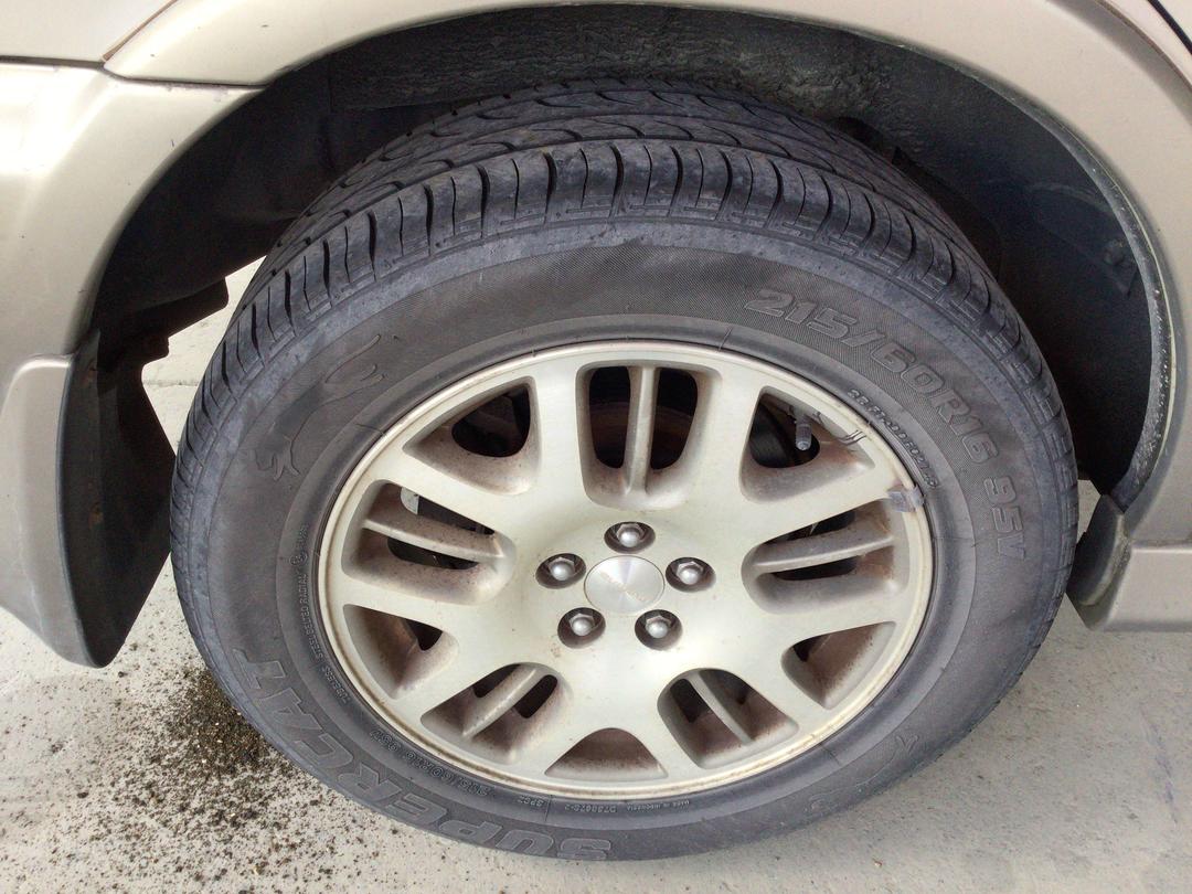 Photo '11' of Subaru Legacy