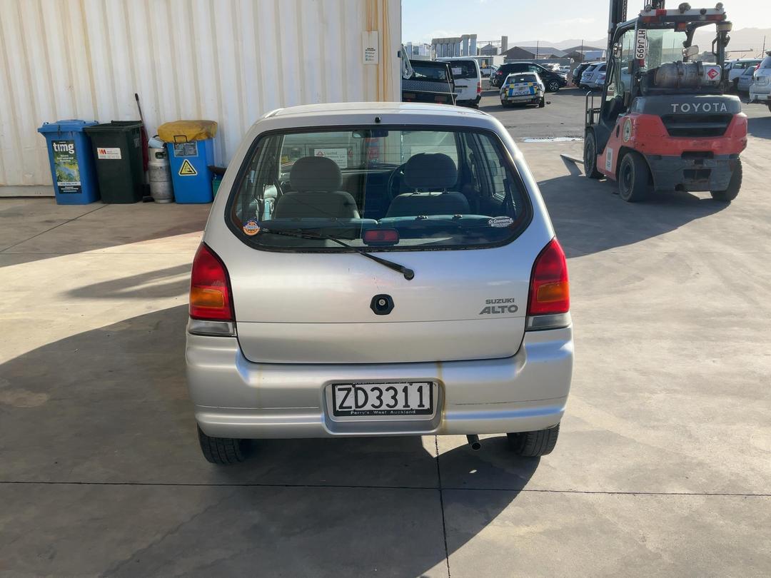 Photo '7' of Suzuki Alto Photo '7' of Suzuki Alto