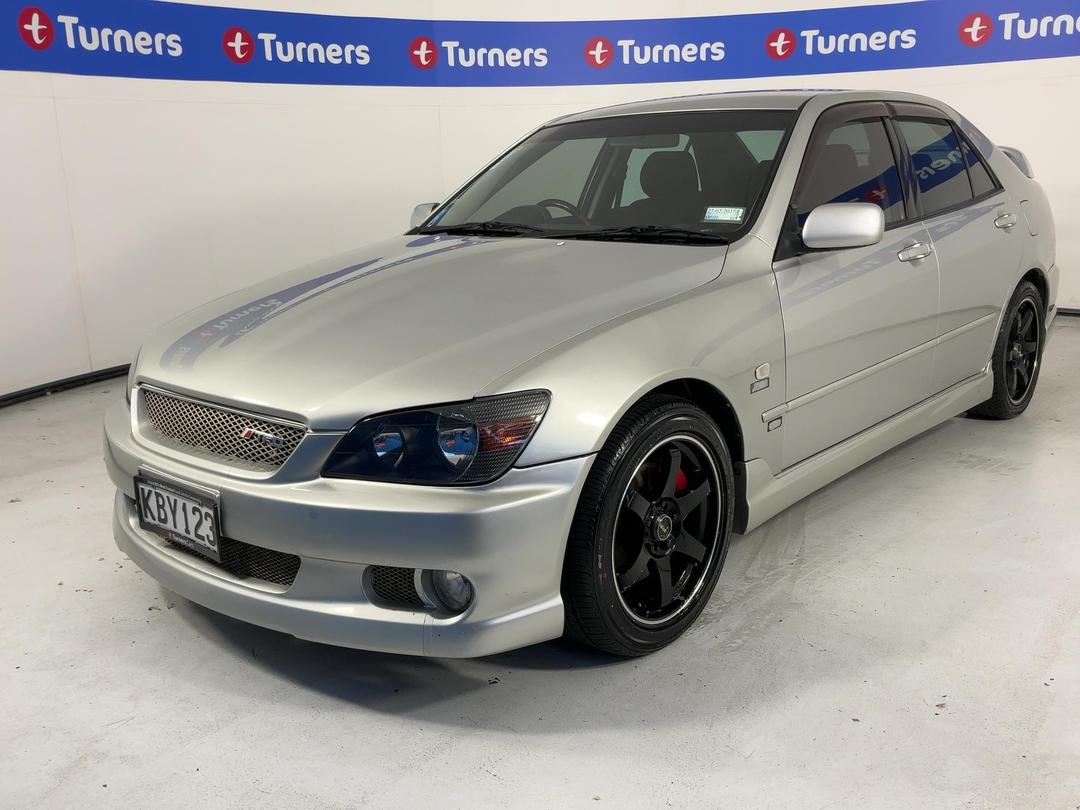 Photo '4' of Toyota Altezza