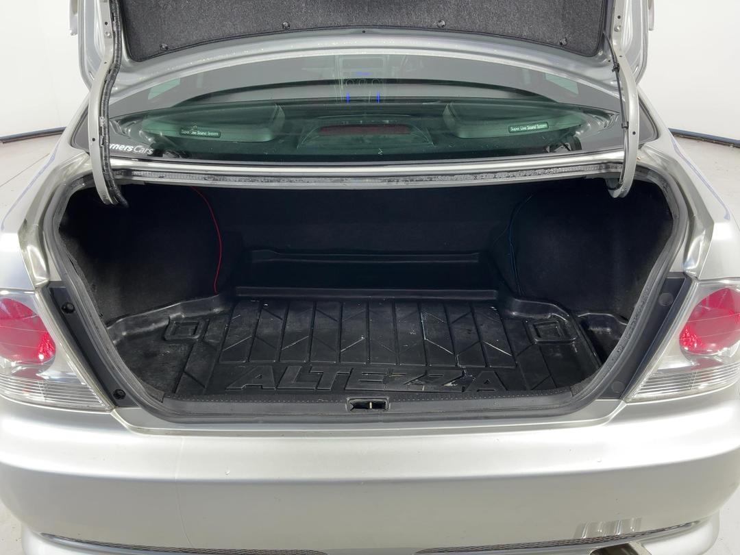 Photo '14' of Toyota Altezza