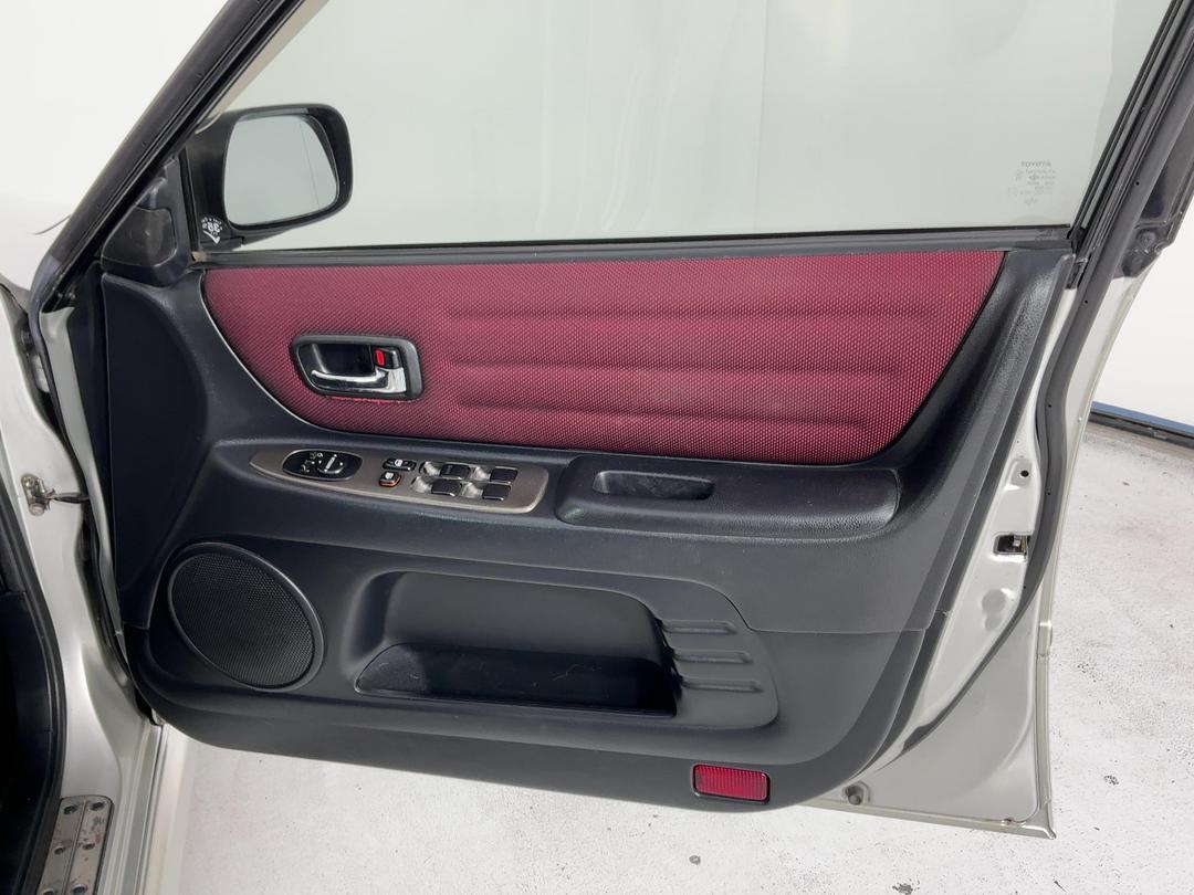 Photo '15' of Toyota Altezza