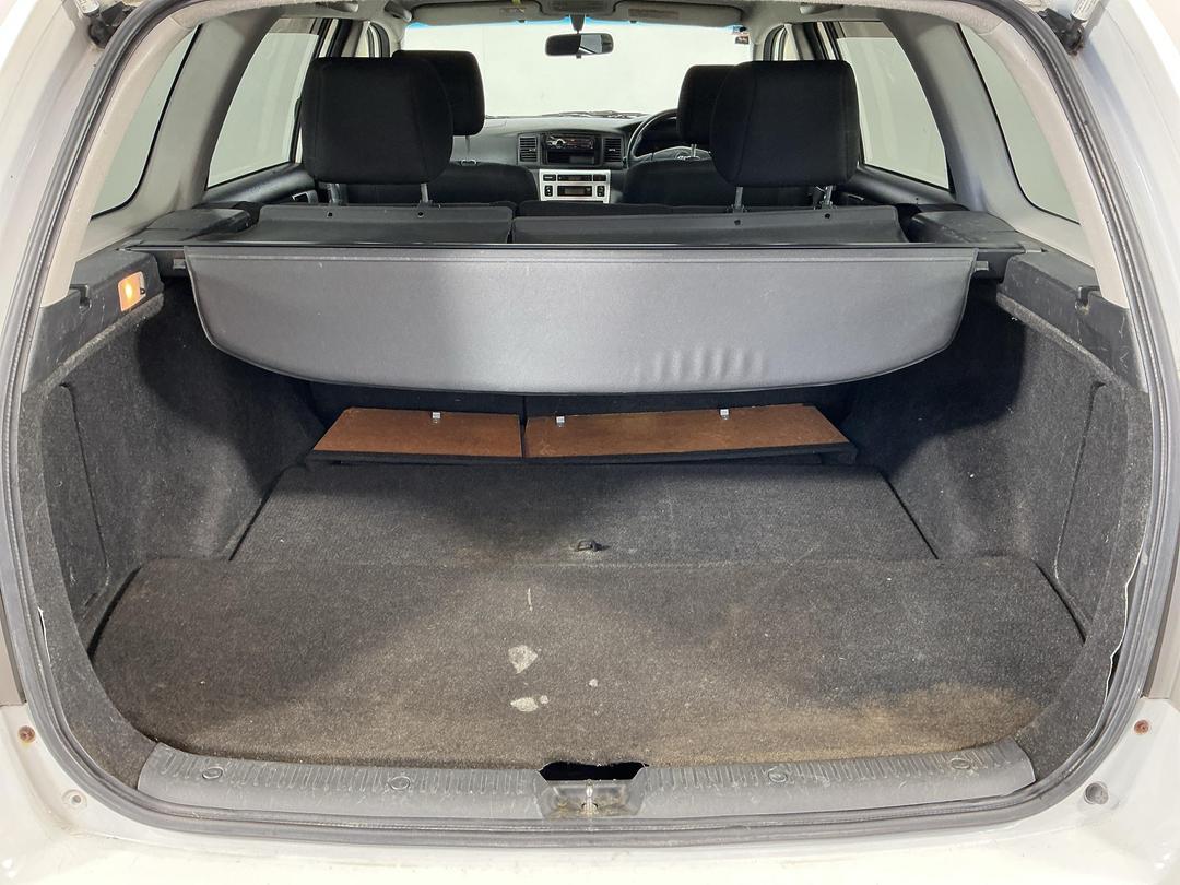 Photo '12' of Toyota Corolla Fielder