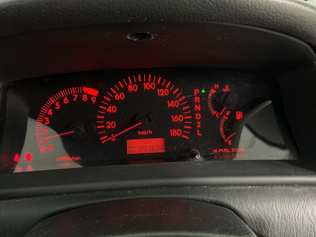 Photo '16' of Toyota Corolla Fielder