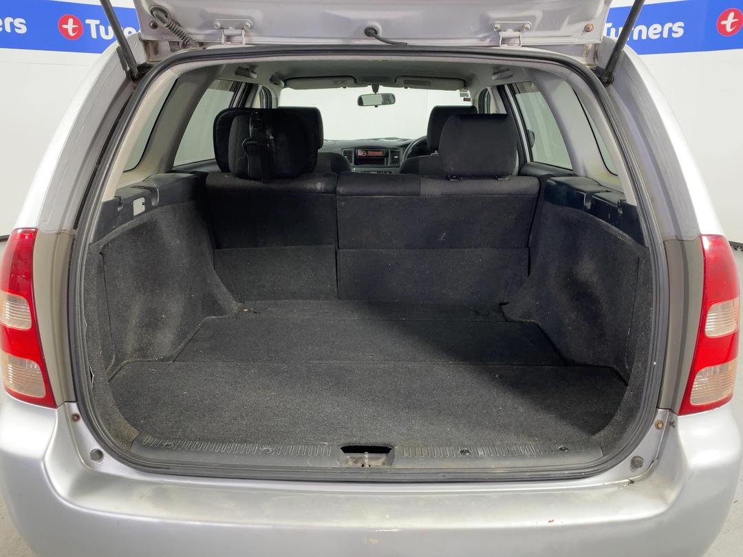 Photo '14' of Toyota Corolla Fielder