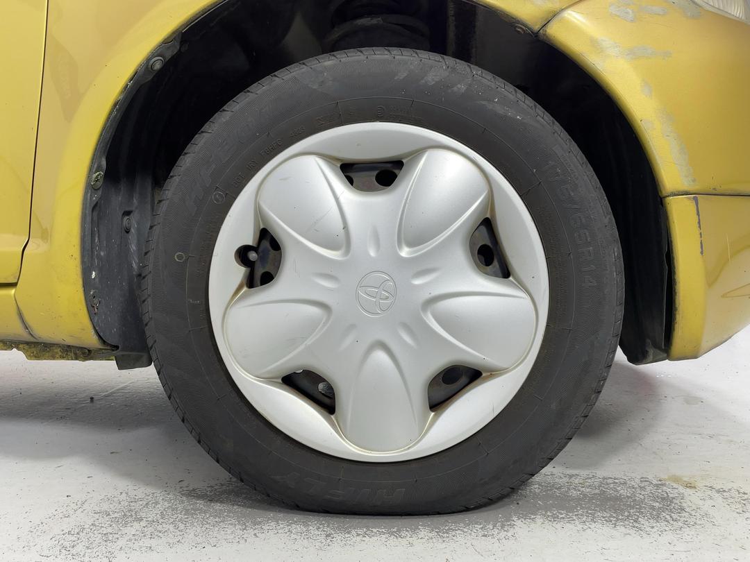 Photo '9' of Toyota Echo