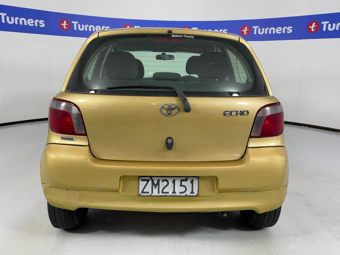 Photo '6' of Toyota Echo