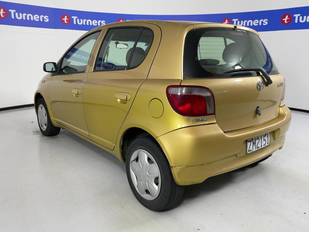 Photo '5' of Toyota Echo