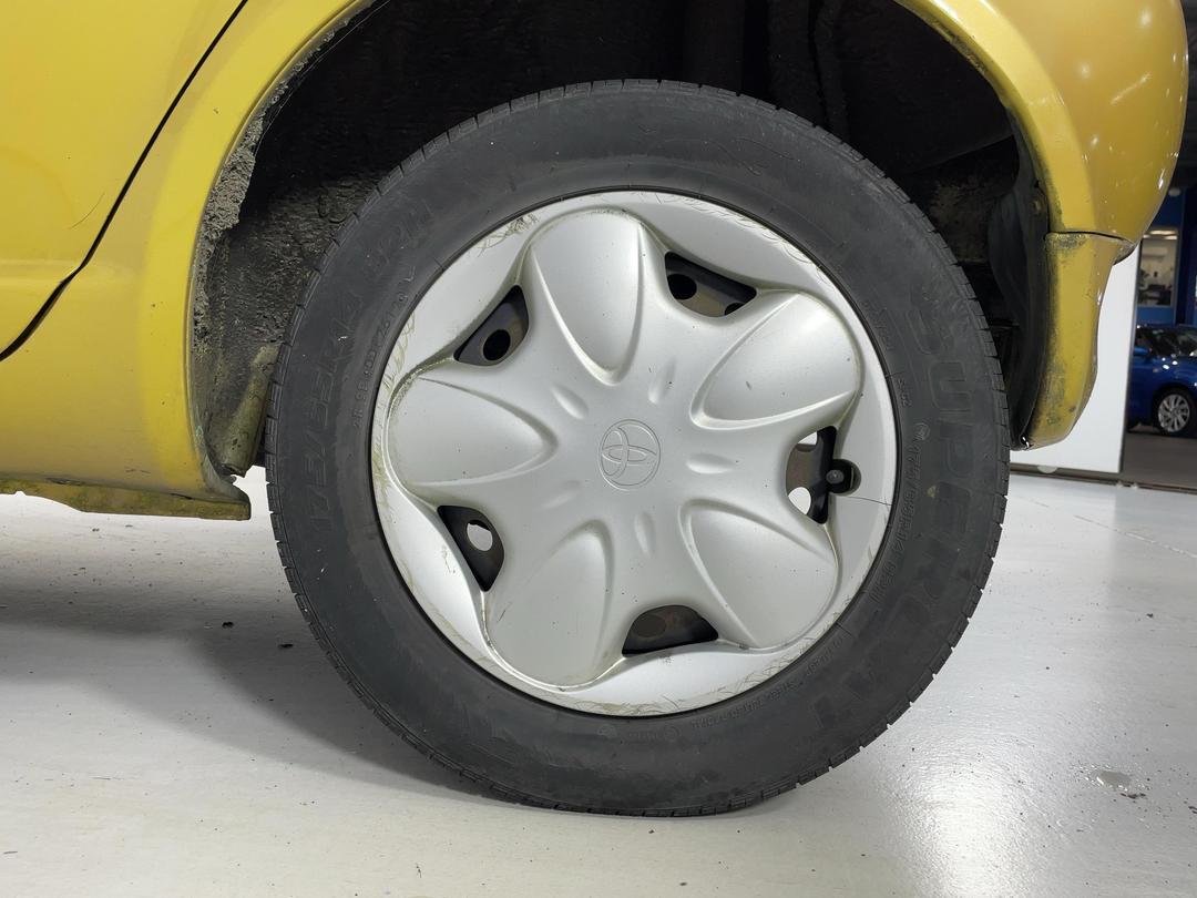 Photo '11' of Toyota Echo