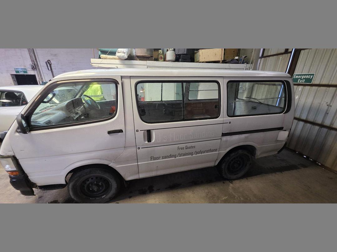 Photo '9' of Toyota Hiace VAN