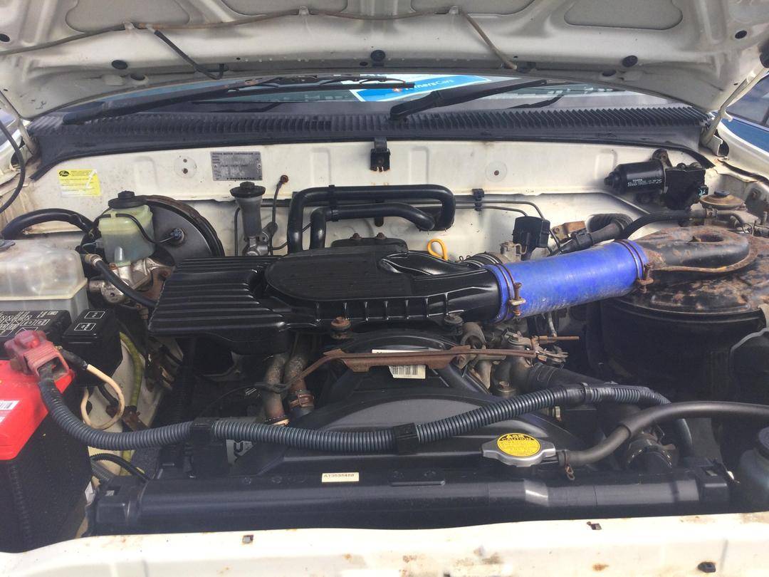 Photo '9' of Toyota Hilux S/C C/C