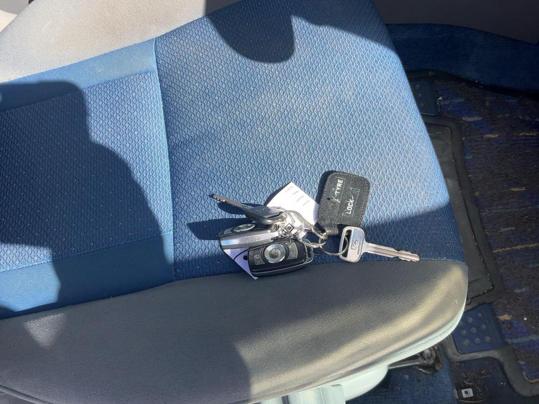 Photo '14' of Toyota Rav4 L