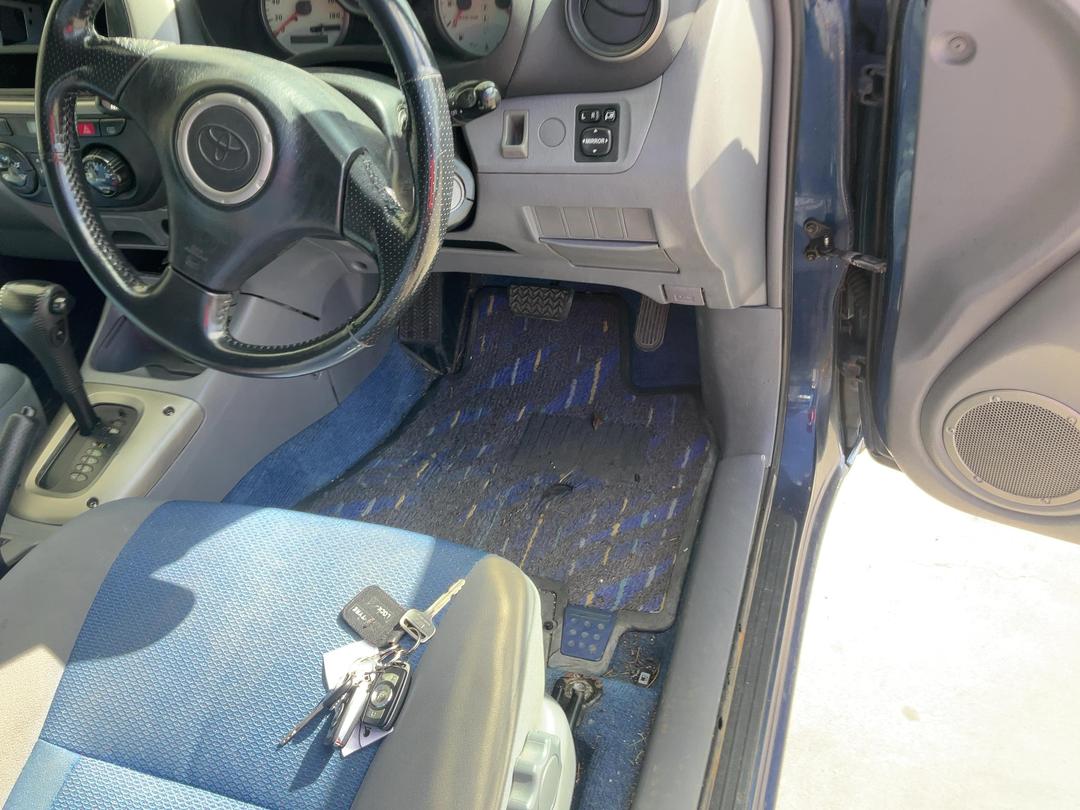 Photo '16' of Toyota Rav4 L