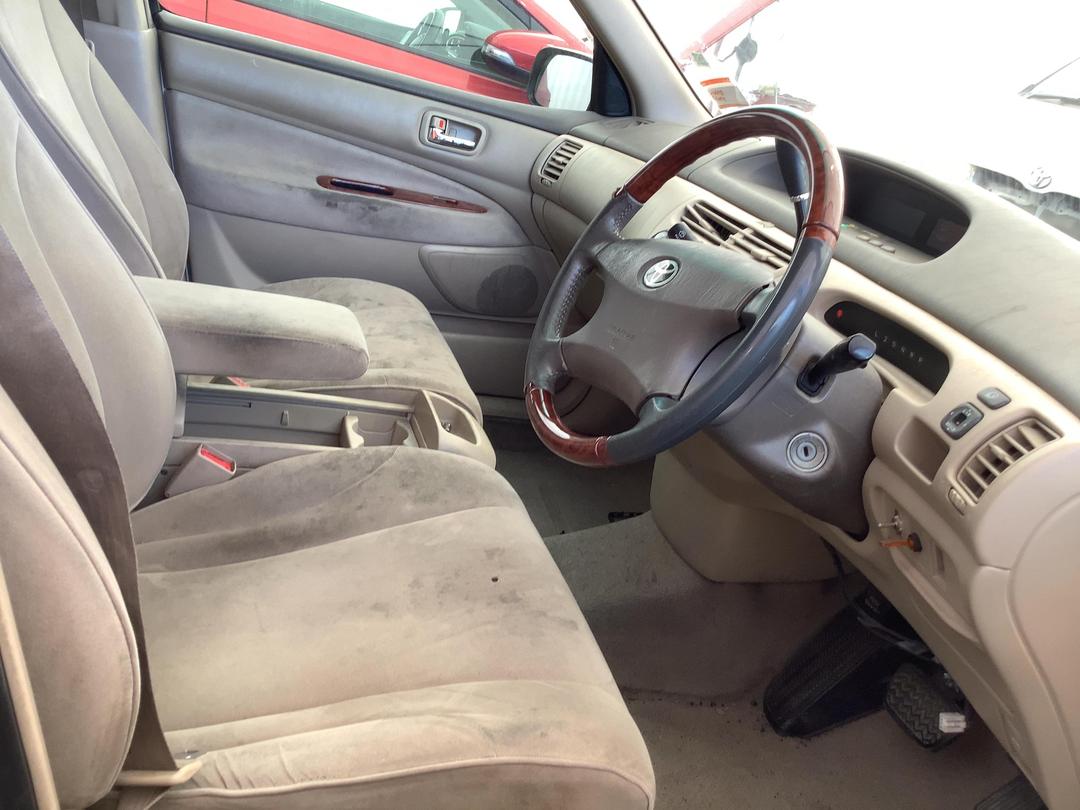 Photo '8' of Toyota Vista