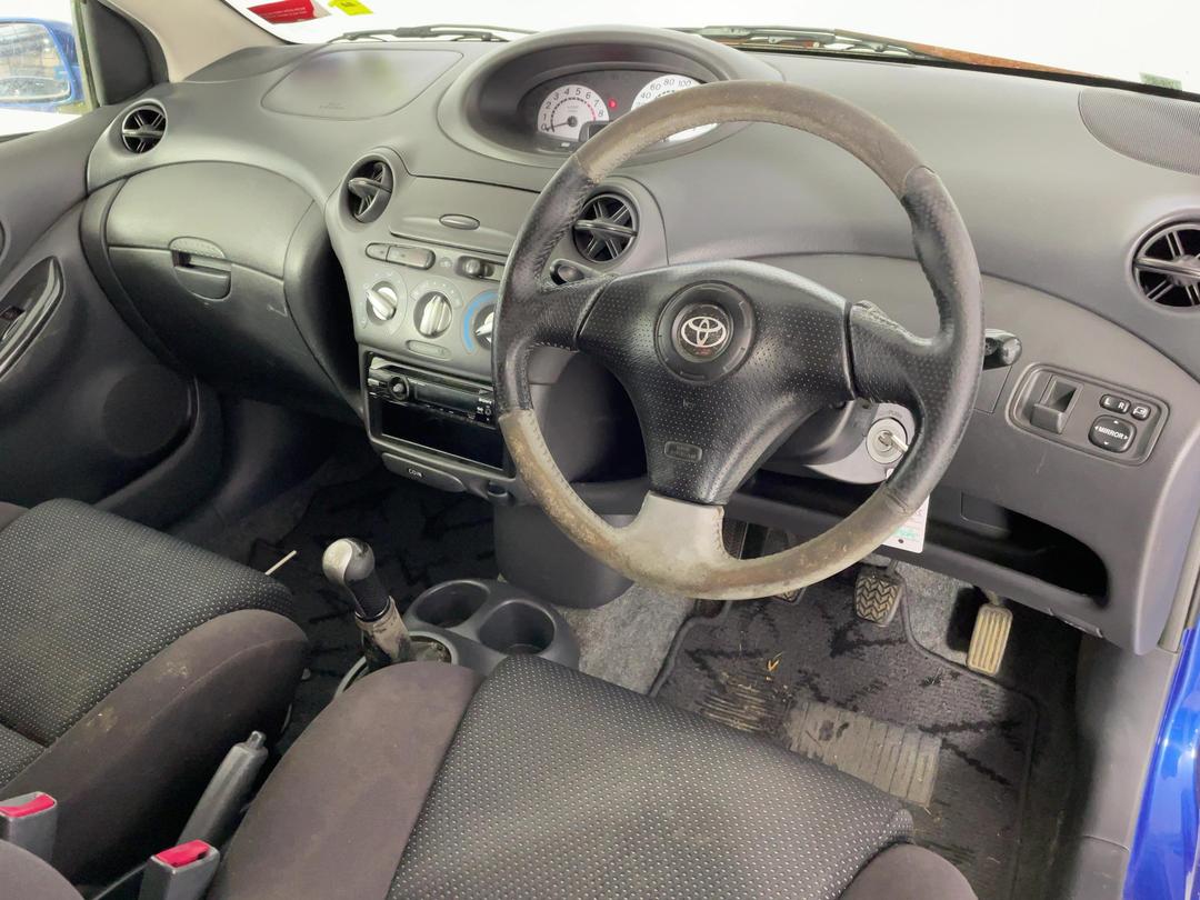 Photo '16' of Toyota Vitz Photo '16' of Toyota Vitz