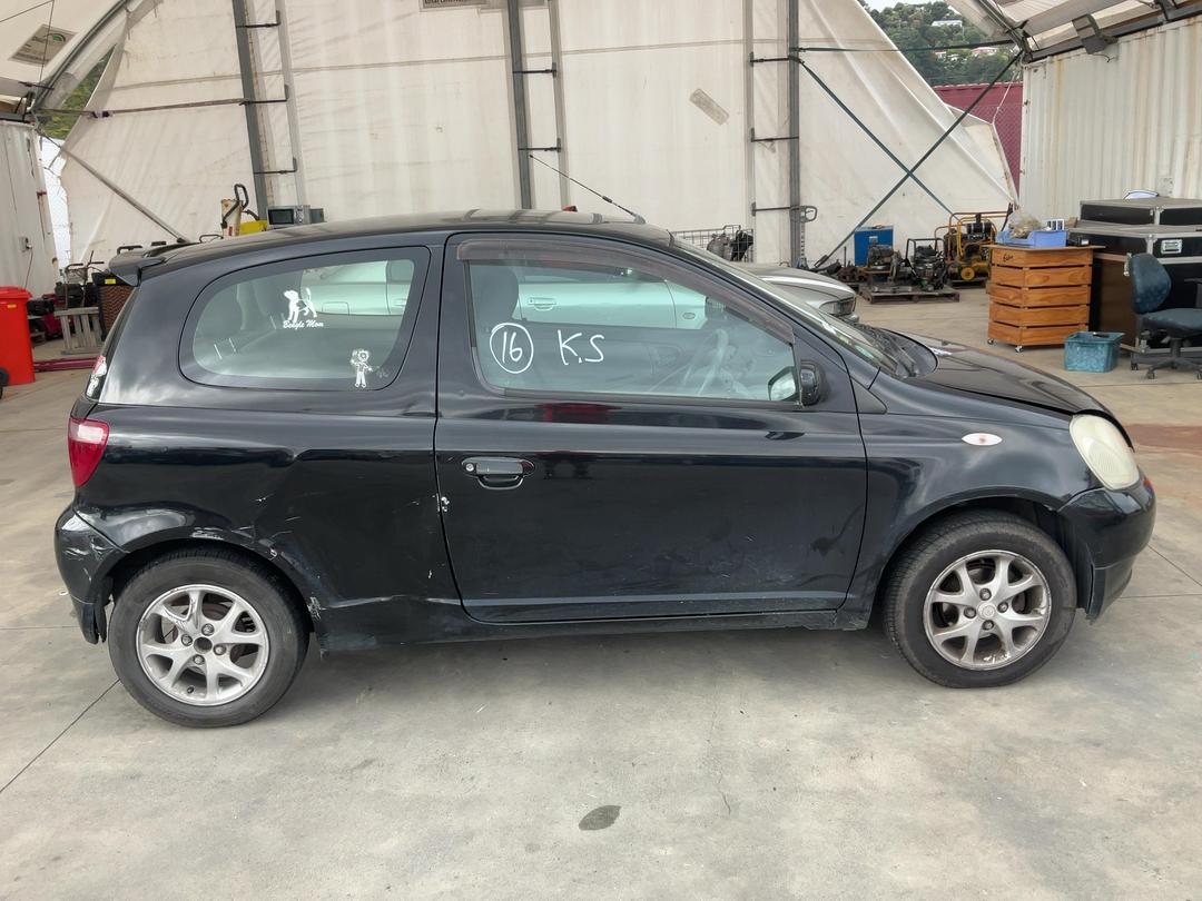 Photo '9' of Toyota Vitz
