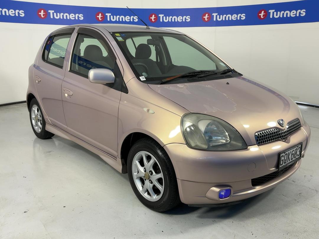 Photo '1' of Toyota Vitz