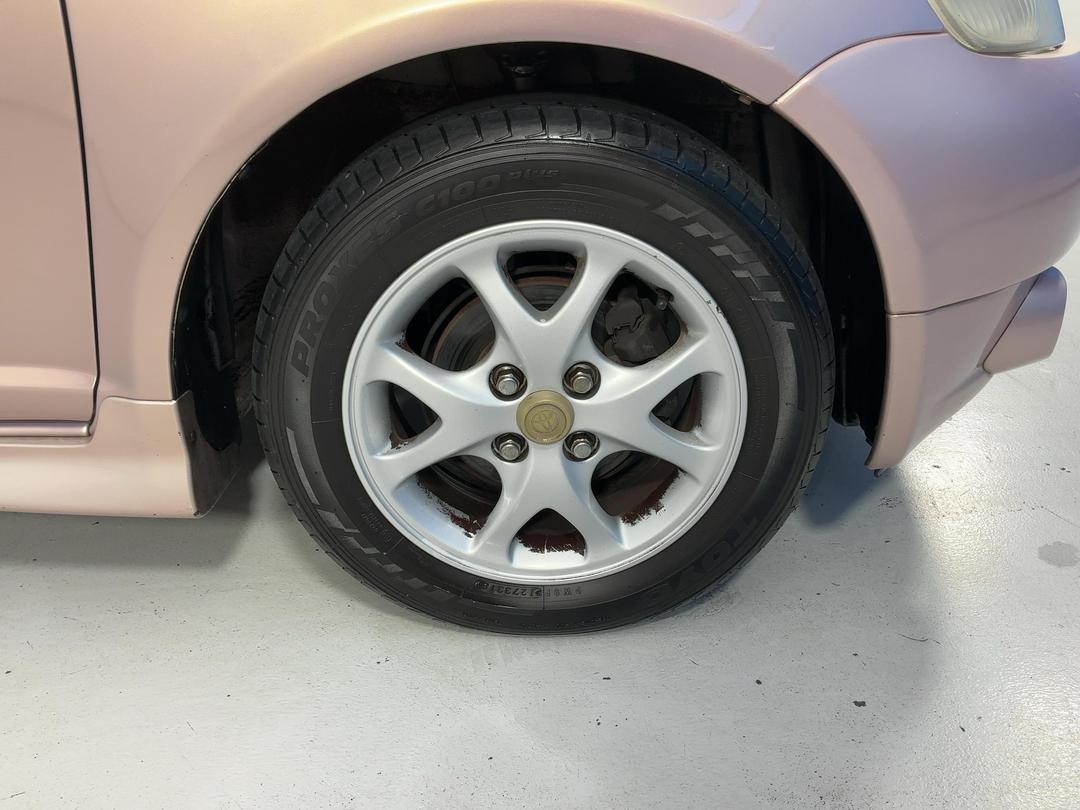 Photo '9' of Toyota Vitz