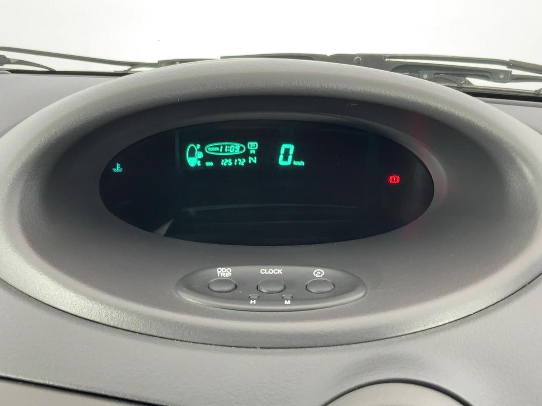 Photo '21' of Toyota Vitz