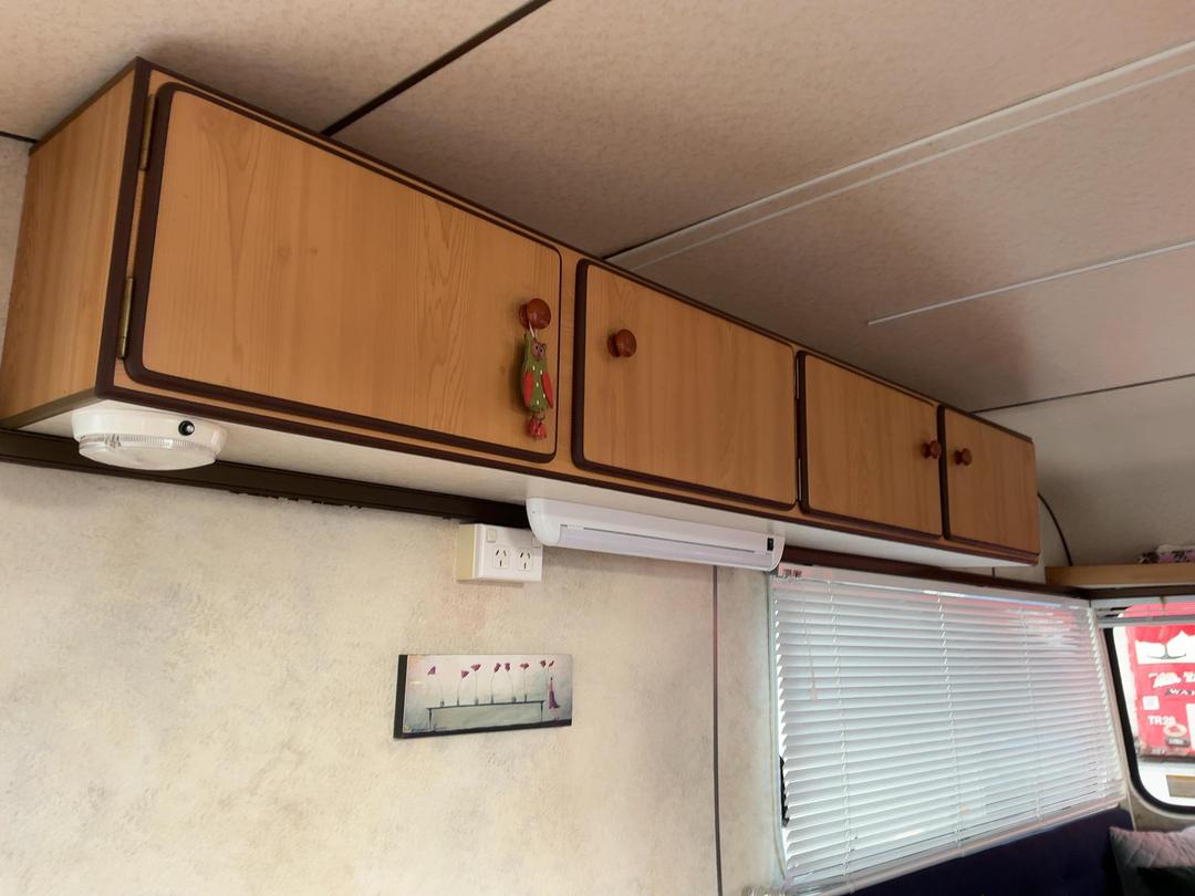 Photo '18' of CARAVAN LITEWEIGHT Caravan - Single