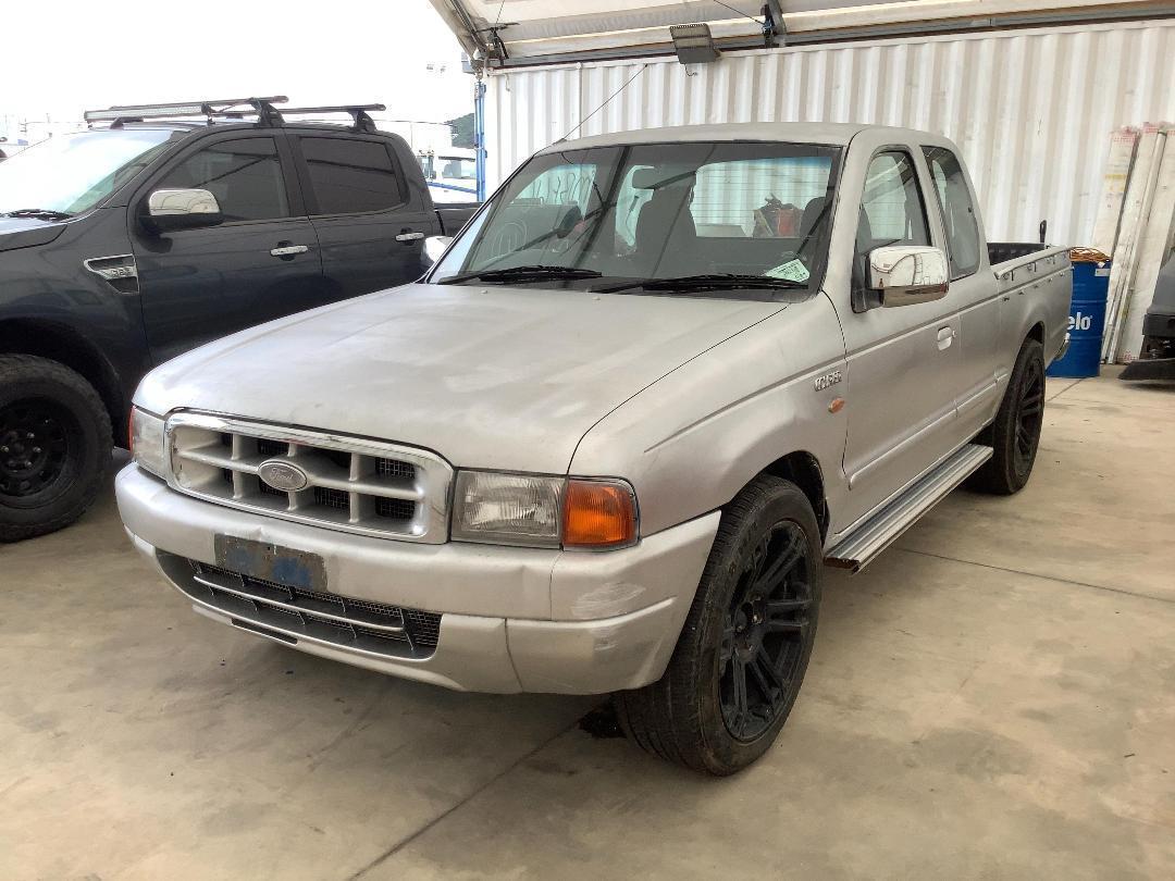 Photo '3' of Ford Courier XLT Wellside