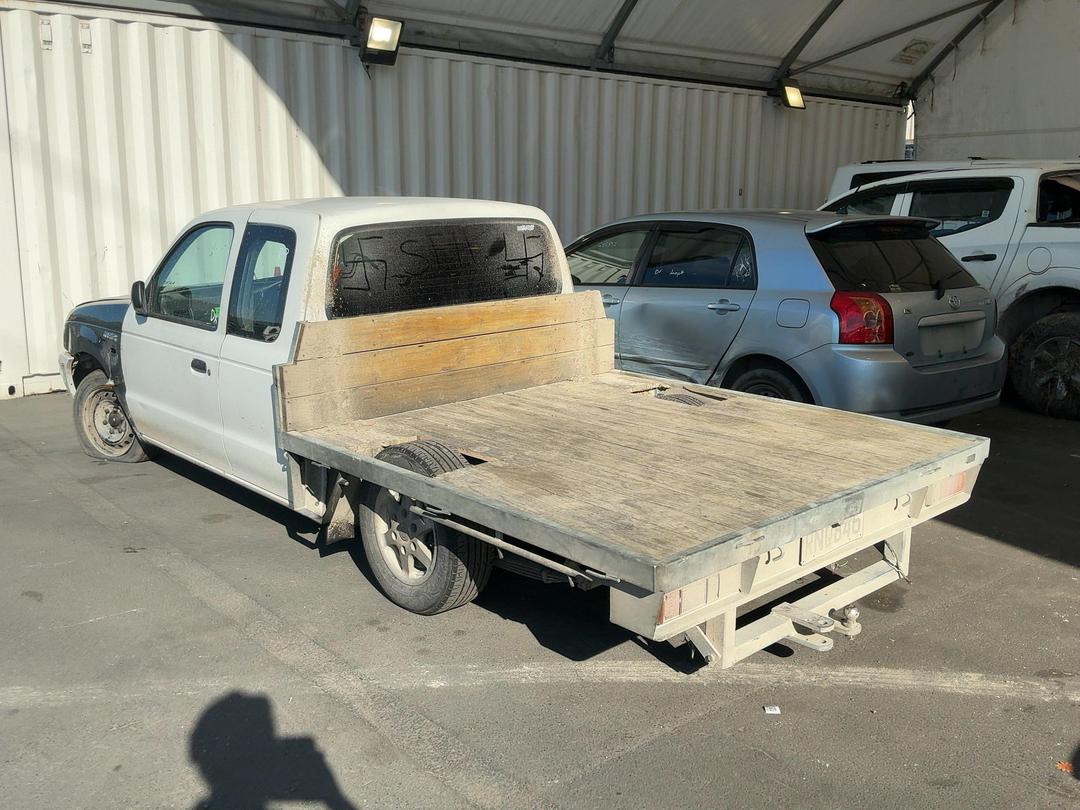 Photo '5' of Ford Courier XL CREW CAB Photo '5' of Ford Courier XL CREW CAB