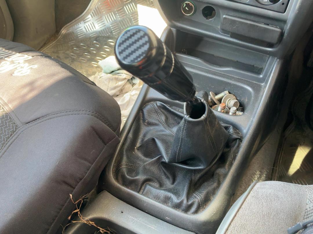 Photo '18' of Ford Courier XL CREW CAB Photo '18' of Ford Courier XL CREW CAB