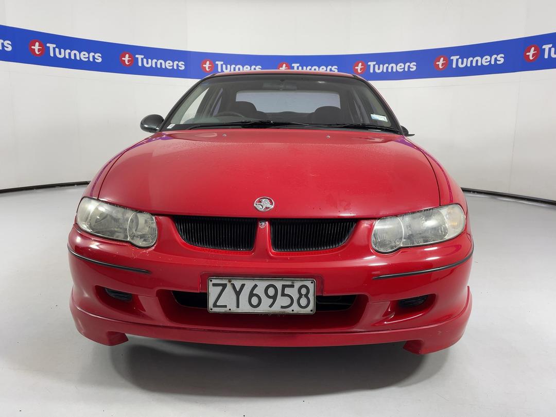 Photo '2' of Holden Commodore