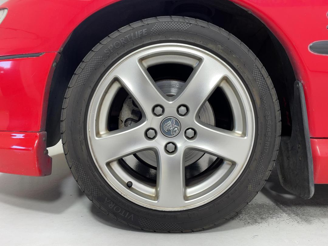 Photo '10' of Holden Commodore