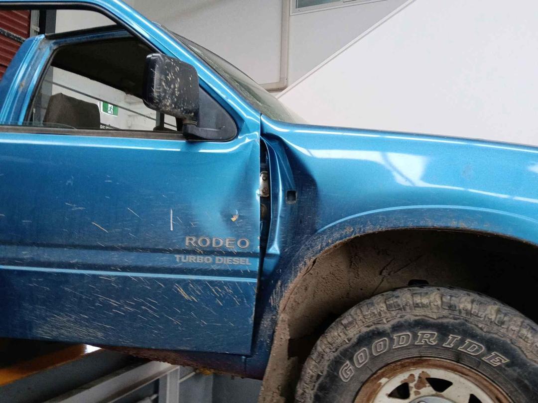 Photo '4' of Holden Rodeo 4X4 DSL LX STD C/C Photo '4' of Holden Rodeo 4X4 DSL LX STD C/C