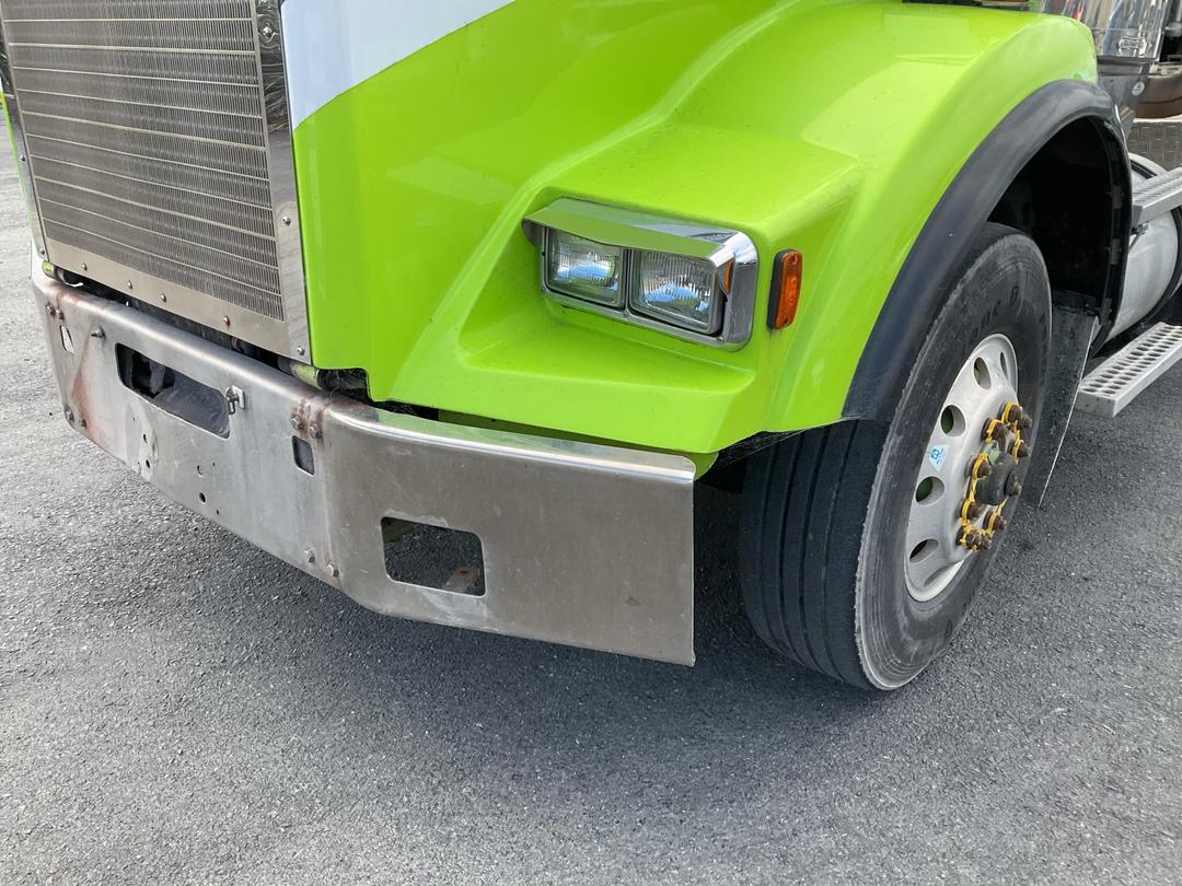 Photo '17' of Kenworth T800 Tractor Unit