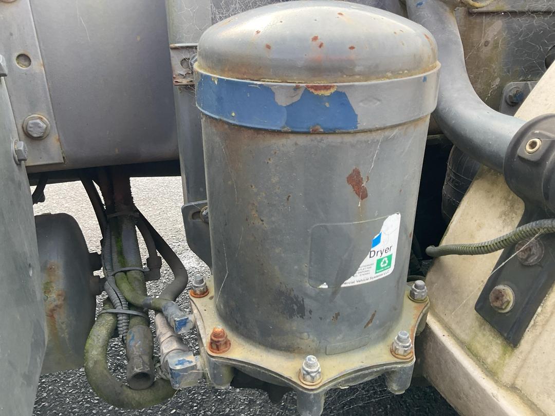 Photo '39' of Kenworth T800 Tractor Unit