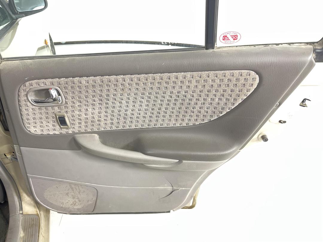 Photo '19' of Mazda 626