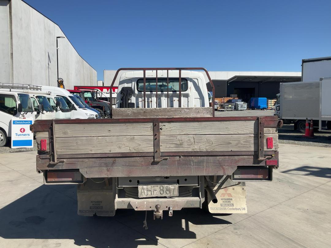 Photo '5' of Mitsubishi Canter FE112C4 Flat Deck