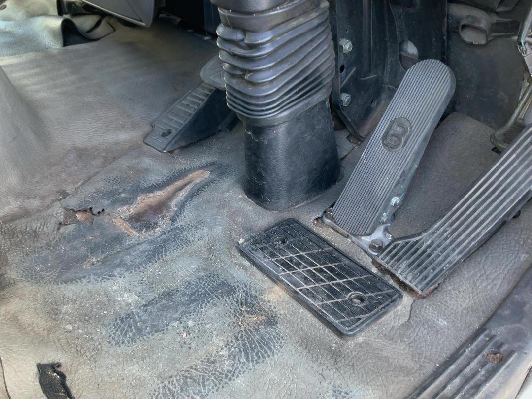 Photo '16' of Nissan Diesel MK205 Chiller