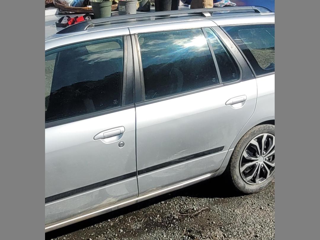 Photo '3' of Nissan Primera 2.0L 5DR WGN 4A Photo '3' of Nissan Primera 2.0L 5DR WGN 4A