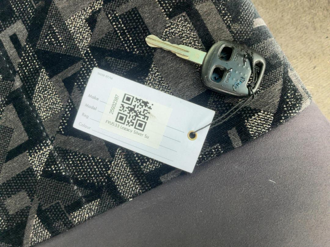 Photo '16' of Subaru Legacy