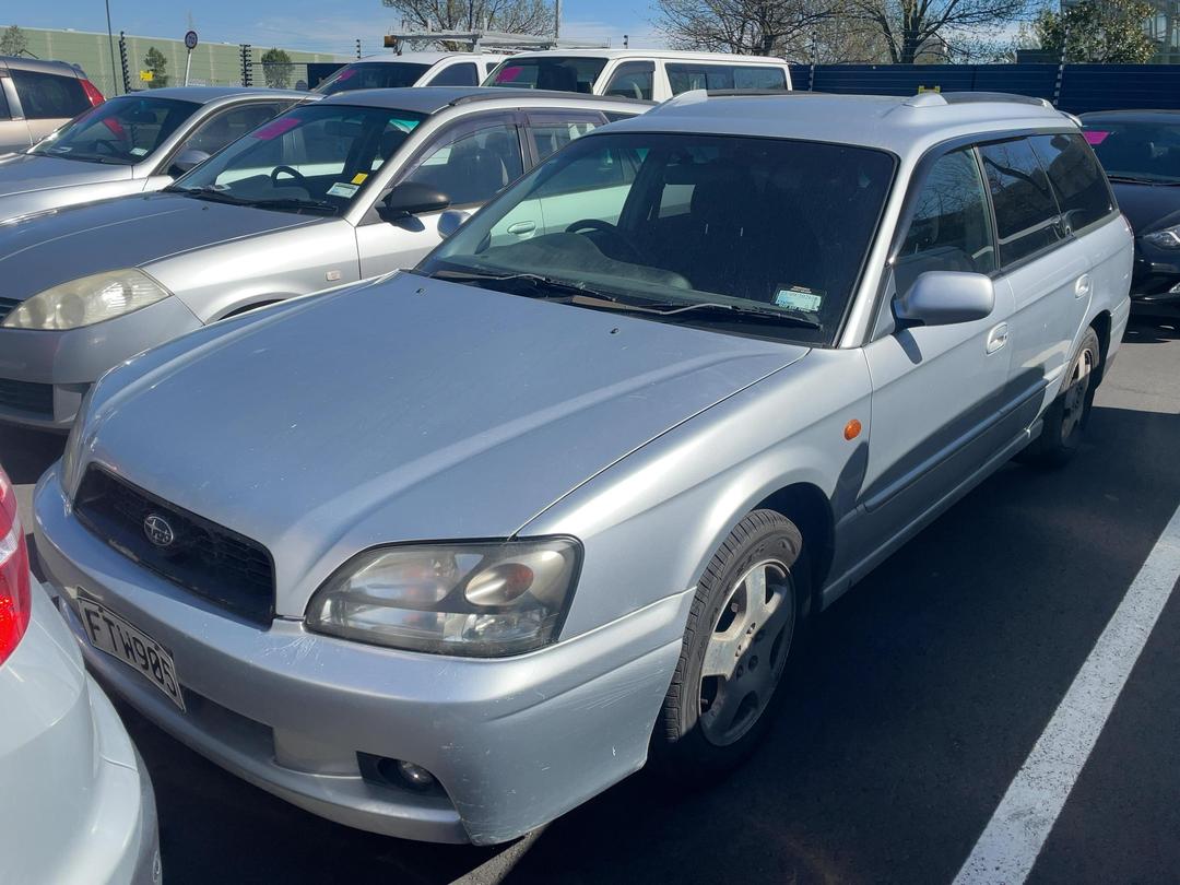 Photo '3' of Subaru Legacy Photo '3' of Subaru Legacy