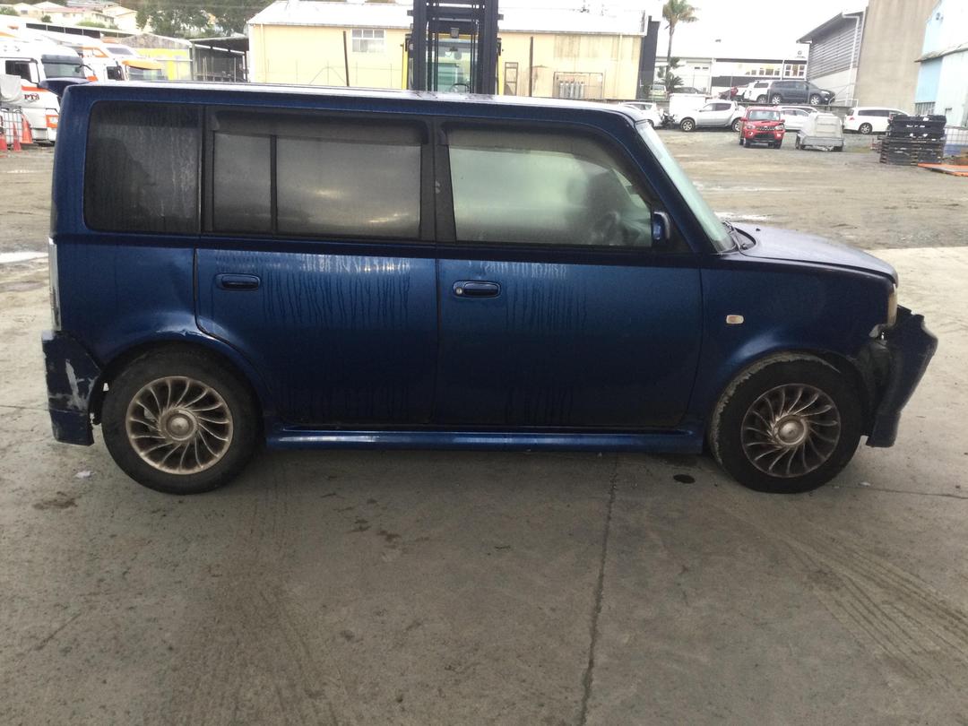 Photo '8' of Toyota BB