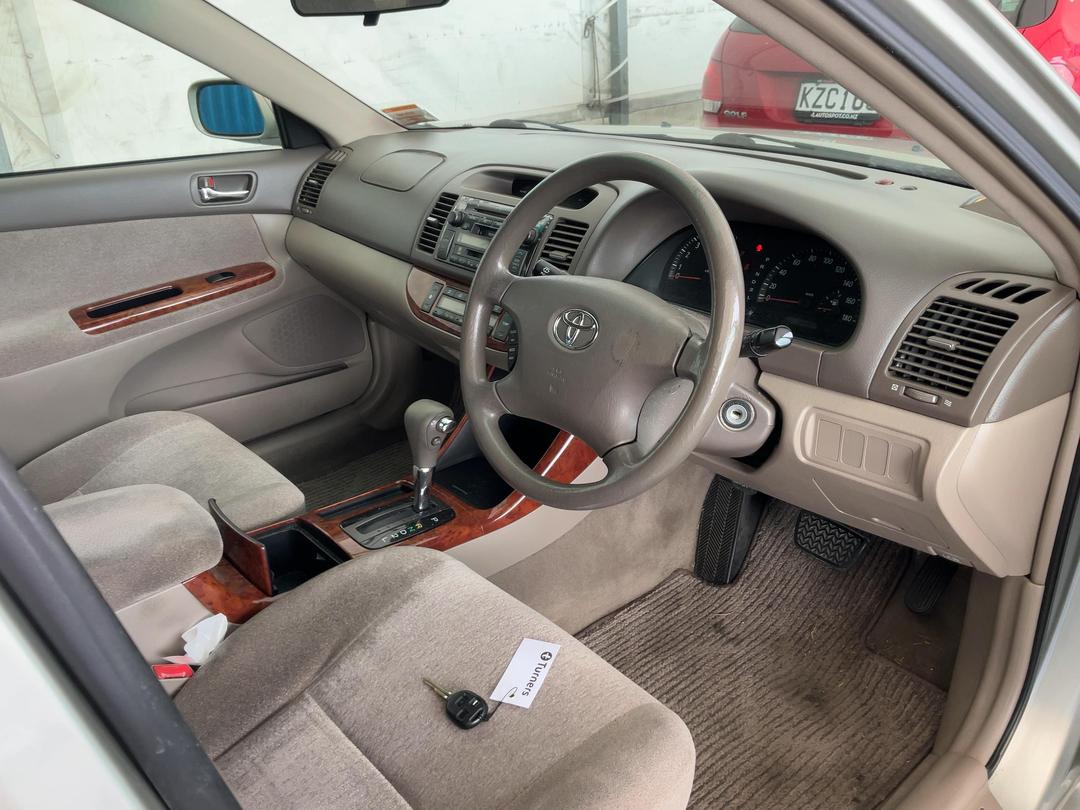 Photo '7' of Toyota Camry