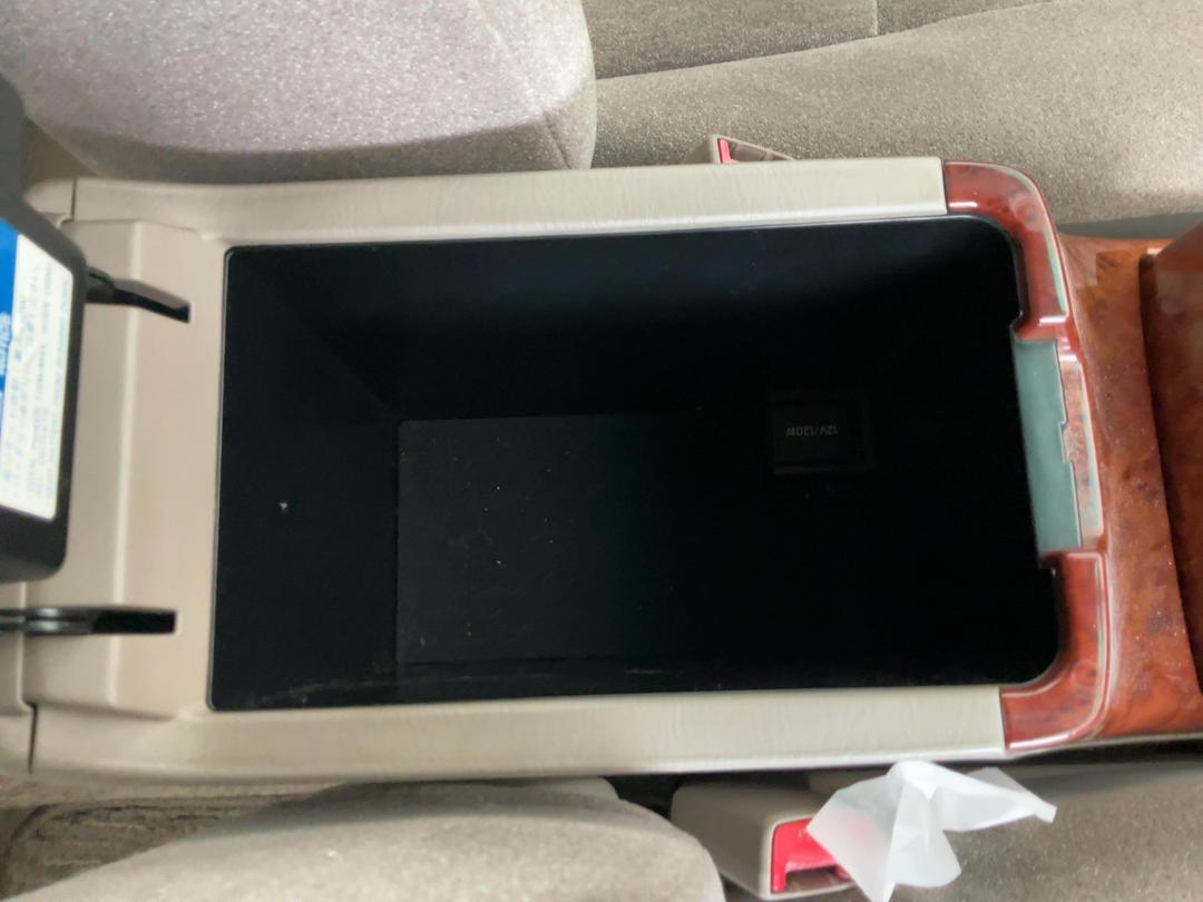 Photo '10' of Toyota Camry