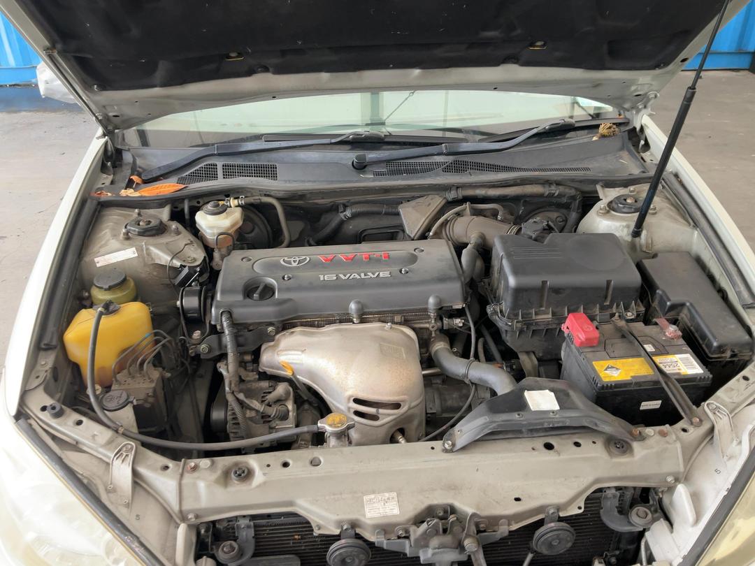 Photo '13' of Toyota Camry