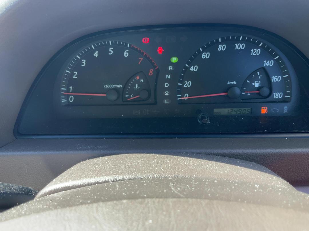 Photo '35' of Toyota Camry