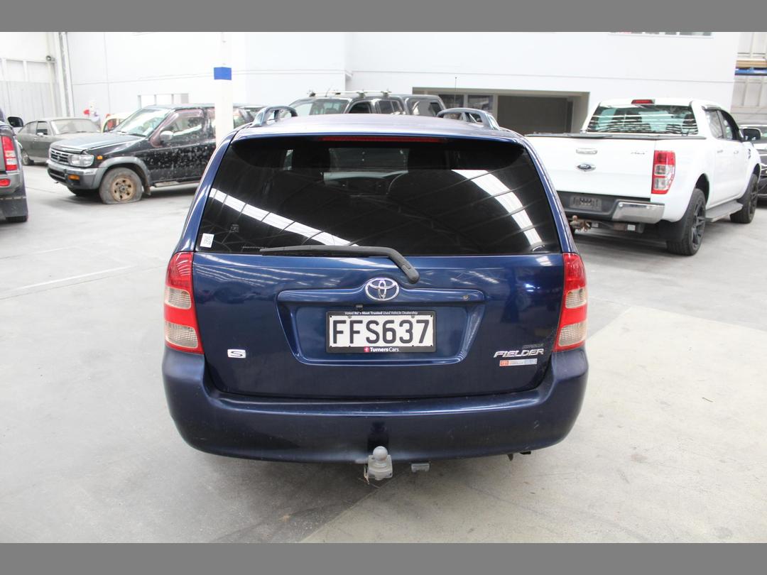 Photo '6' of Toyota Corolla Fielder Photo '6' of Toyota Corolla Fielder