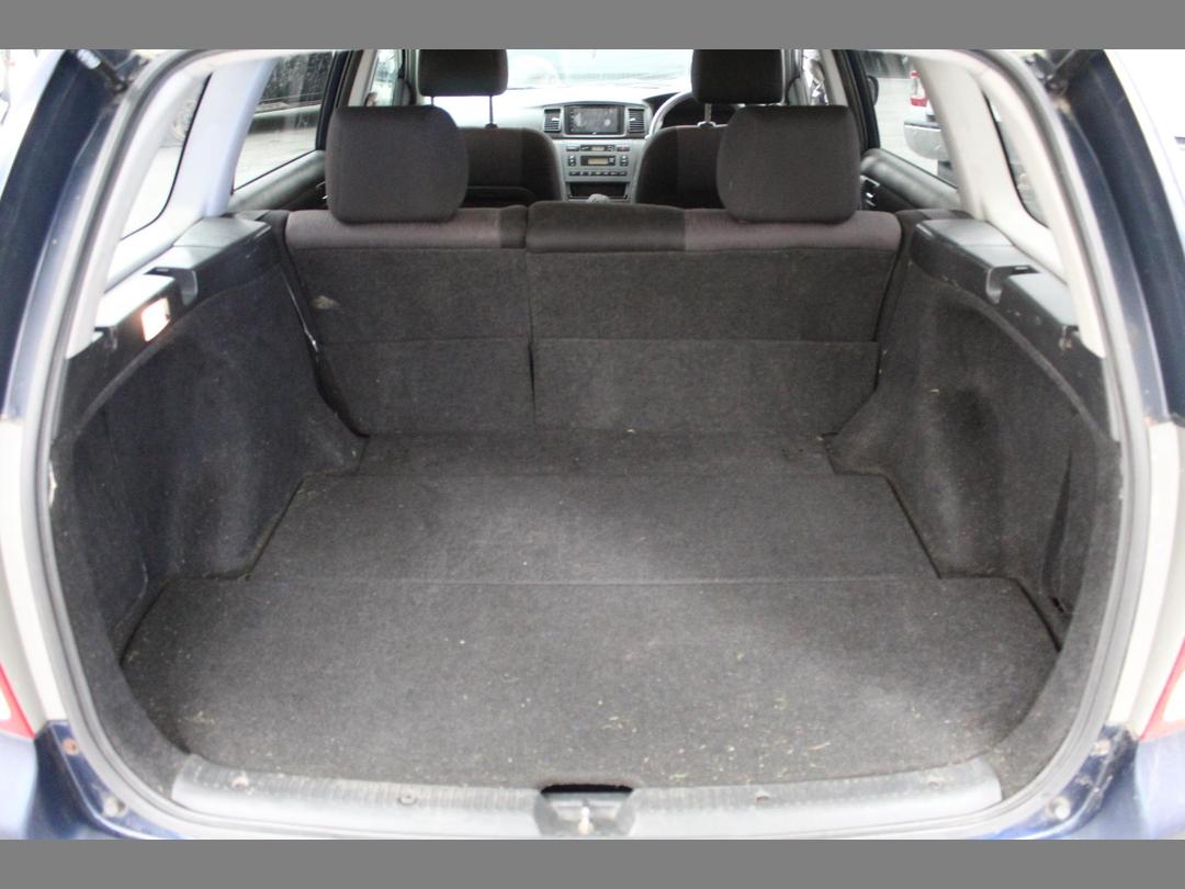 Photo '12' of Toyota Corolla Fielder Photo '12' of Toyota Corolla Fielder