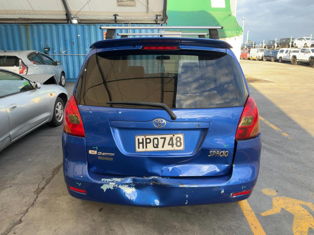 Photo '14' of Toyota Corolla Spacio