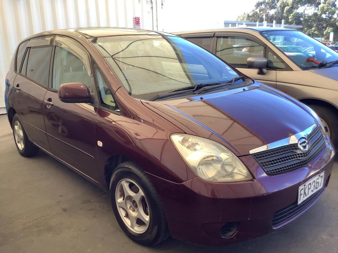 Photo '2' of Toyota Corolla Spacio